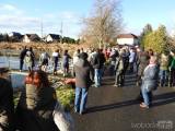 20221224153848_DSCN3776: „Nás Putin nedostane!“ křičeli čáslavští otužilci na rybníku Homolka