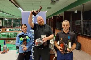 Foto, video: Roman Vacek obhájil loňské vítězství v Předsilvestrovském golfovém turnaji!