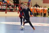 20230114124519_IMG_2349: Foto: Ve sportovní hale Klimeška se v turnaji utkali fotbalisté do jedenácti let