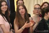 20230127233110_IMG_6581: Foto: Studenti oktávy čáslavského gymnázia pozvali ples na cestu kolem světa!