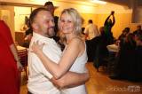 20230204005557_IMG_9257: Foto: Dobrovolní hasiči z Močovic vytáhli v pátek taneční střevíce a vyrazili na ples!