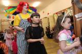 20230212165705_IMG_6130: Foto: Do DDM Kutná Hora dorazil karnevalový cirkus pro děti!