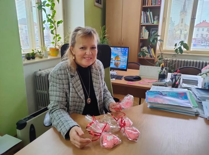 Valentýn na SOU v Čáslavi si připomněli výzdobou a sladkými srdíčky!