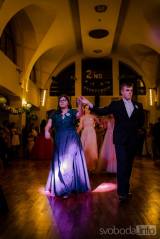 20230223234418__DSC3897: Foto: Maturanti ze Střední školy obchodní Kolín tančili ve Starých Lázních!