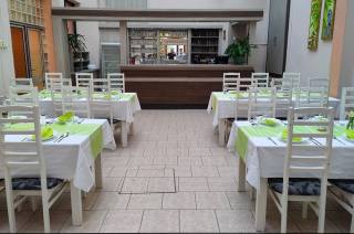 Opravenou školní restauraci ATRIUM v Čáslavi znovu otevřou v úterý!