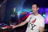 20230326012423_IMG_1409: Foto: Hlízovskou Dance Disco Night obstarali DJ Jožka Nowok a DJ Igelitka!