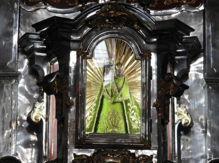 Je Panna Marie Svatohorská na Svaté Hoře u Příbrami Afričanka?