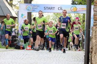 Foto: Páteční Lidový běh předznamenal start 9. ročníku Zručského májového běhu!