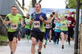 20230512233630_IMG_0050: Foto: Páteční Lidový běh předznamenal start 9. ročníku Zručského májového běhu!