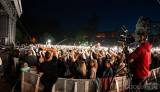 20230529110750__DSC4561-Enhanced-NR-Pano: Foto, video: Skupina Rybičky 48 dokázala, že Kutná Hora může být festivalovým městem!