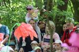 20230603232239_IMG_8517: Foto, video: Za pohádkovými postavami putovaly do chlístovického lesa opět stovky dětí!