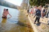 koupacka26: Foto: Na Kraskově se na Silvestra plavalo v rybníce