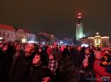 DSCN7985: Foto, video: Na čáslavský novoroční ohňostroj bylo zvědavé zaplněné Žižkovo náměstí