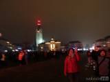 DSCN8009: Foto, video: Na čáslavský novoroční ohňostroj bylo zvědavé zaplněné Žižkovo náměstí