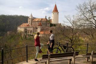 Turistů ve středních Čechách přibývá, rekordní počet hostů přijel ze Slovenska a Polska!