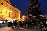 20231204202134_IMG_9278: Foto, video: Barborky rozsvítily vánoční strom na Palackého náměstí v Kutné Hoře!