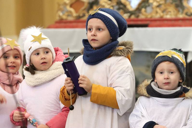 Foto: Vánoční písně a koledy zazpívaly děti z MŠ Sedlec