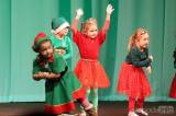 20231207233222_IMG_0701: Foto: Diváci v zaplněném divadle tleskali „Vánoční besídce“ DDM Kutná Hora