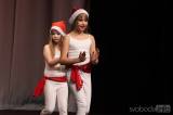 20231207233249_IMG_0821: Foto: Diváci v zaplněném divadle tleskali „Vánoční besídce“ DDM Kutná Hora