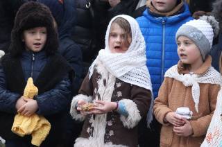 Foto: Na vánočním jarmarku v kutnohorské Pohádce tradičně dražili sladkého kapra!