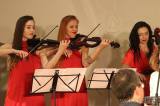20231221231234_IMG_7764: Foto: Na vánočním koncertu vystoupilo smyčcové trio „Eterea“ a žáci ZUŠ Kutná Hora
