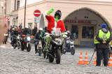 20231224163135_IMG_8579: Foto, video: Na Štědrý den vyrazili motorkáři v Kolíně na tradiční Vánoční vyjížďku!