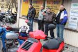 20240101153025_IMG_3540: Foto: Motorkáři z Čáslavi vyrazili do roku 2024 po jedné stopě!