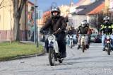 20240101153127_IMG_3663: Foto: Motorkáři z Čáslavi vyrazili do roku 2024 po jedné stopě!
