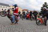 20240101153151_IMG_3726: Foto: Motorkáři z Čáslavi vyrazili do roku 2024 po jedné stopě!