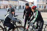 20240101154210_IMG_2963: Foto: Cyklisté šlápli do pedálů tradičně už na Nový rok, v pondělí vyrazili na Sion!
