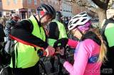 20240101154335_IMG_3132: Foto: Cyklisté šlápli do pedálů tradičně už na Nový rok, v pondělí vyrazili na Sion!