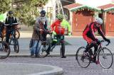 20240101154404_IMG_3214: Foto: Cyklisté šlápli do pedálů tradičně už na Nový rok, v pondělí vyrazili na Sion!