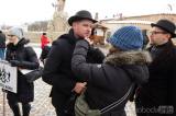 20240107212651_IMG_6070: Foto: Kutnou Horu pozdravili úředníci z Ministerstva švihlé chůze!