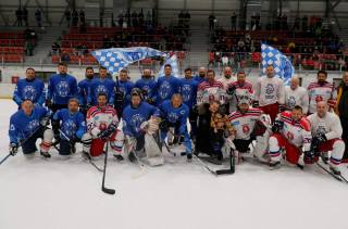 Charitativní hokejové utkání PRO JAKOUBKA vyneslo 150 tisíc korun!