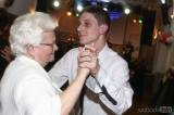 IMG_4099: Foto: V kolínských Starých lázních zahájili plesovou sezonu maturanti z Poděbrad