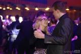 IMG_4805: Video, foto: Maturitní ples měla v sobotu i kolínská obchodka
