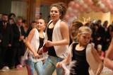 5G6H8575: Foto, video: V Grandu tančili maturantky a maturant Pedagogické lycea Gymnázia a SOŠPg Čáslav
