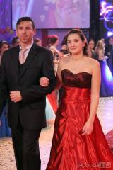 IMG_4518: Foto: Maturantky ze SOŠ a SOU řemesel Kutná Hora řádily na maturitním plese po vzoru superhrdinů