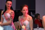 IMG_4586: Foto: Maturantky ze SOŠ a SOU řemesel Kutná Hora řádily na maturitním plese po vzoru superhrdinů
