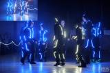 5G6H4154: Foto: Průmyslováci oslnili maturitním plesem ve futuristickém stylu!