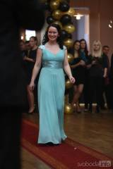 IMG_9576: Foto: Maturiťák ve stylu Oscarů, studenti liblického SOŠ měli ples ve Starých lázních