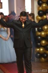 IMG_9595: Foto: Maturiťák ve stylu Oscarů, studenti liblického SOŠ měli ples ve Starých lázních