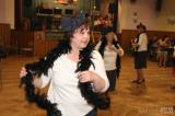 5G6H5921: Foto, video: Na paběnickém Sportovním plese nemohla chybět Montgomery s tancem na stole!