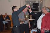 DSC_0674: Foto: Vítěz tomboly si z hasičského plesu v Kozohlodech odnesl vepřovou hlavu!