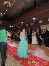 DSCN2734: Foto, video: Studenti dvou tříd Střední zemědělské školy tančili na plese v Grandu
