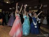 DSCN9690: Foto, video: Studenti dvou tříd Střední zemědělské školy tančili na plese v Grandu