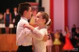 5G6H0037: Foto: Čtvrtý taneční ples v kulturním domu Lorec nabídl pestrý program