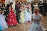 DSC_0398: Foto: Budoucí kutnohorské kosmetičky si pro svůj maturitní ples vybraly Staré lázně