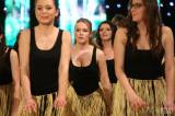 20160227_5G6H3182: Foto, video: Padesát maturantek se na plese v Lorci proměnilo v divošky!