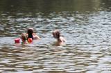 img_3356f: Foto: Děti si užily zábavný den ve Zbýšově, došlo i na koupání v rybníku